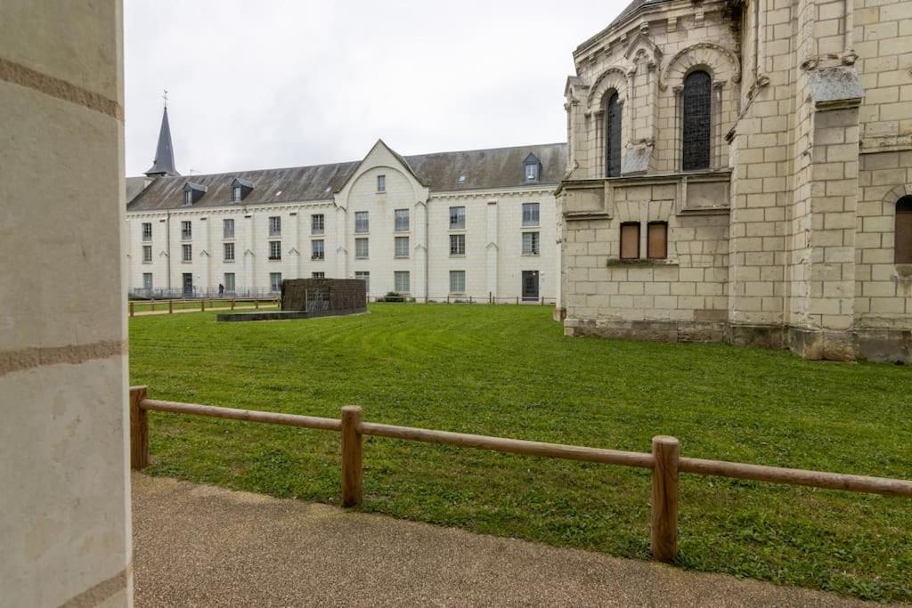 Superbe Appartement Saumur Exterior photo